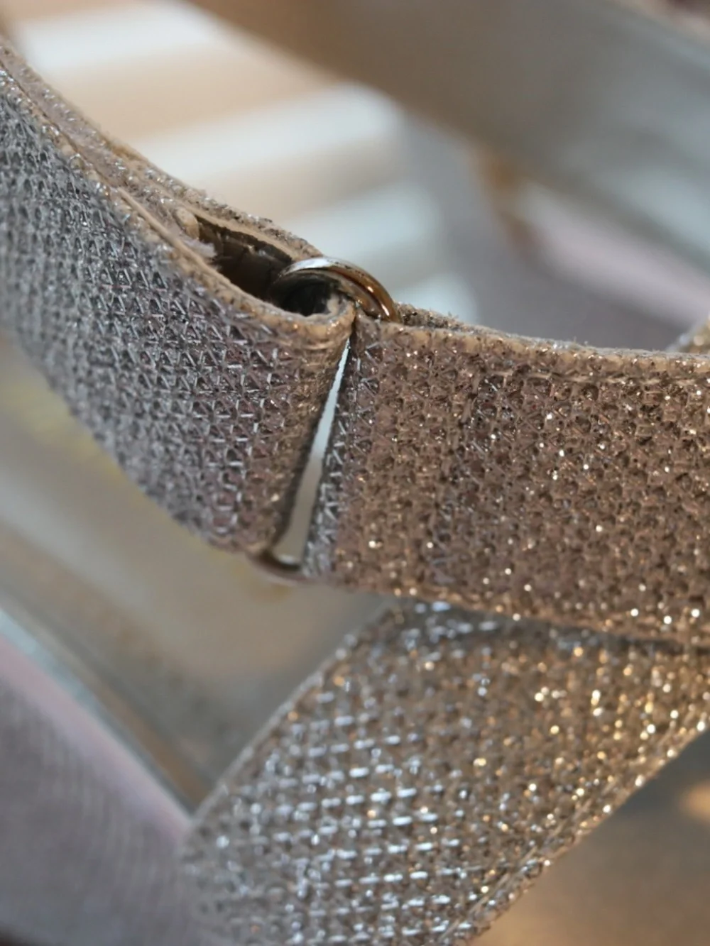 Dream Pairs Silver Glitter Wedge Sandals — Size 8.5